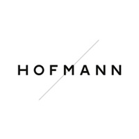David Lienas es Técnico en Administración de Empresas Turísticas y se formó como cocinero en la escuela Hofmann.
